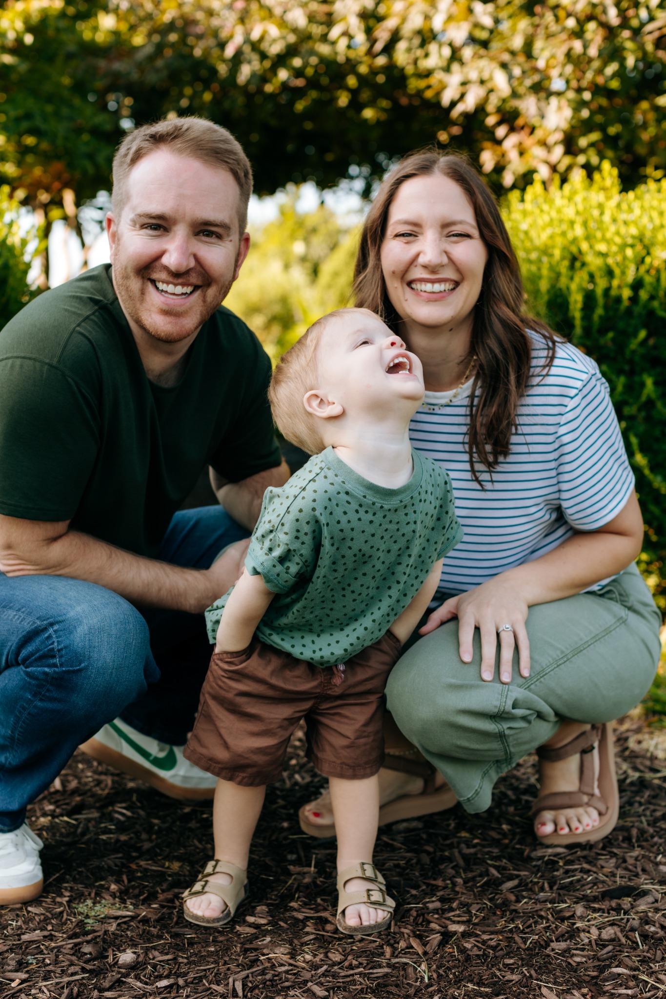 Zach Hoskins with his wife Lauren and son Sam